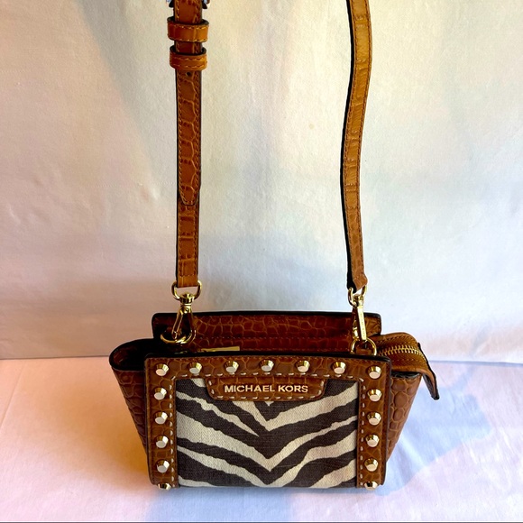 Michael Kors Small Zebra Print Canvas and Leather Crossbody Handbag! So cute! - Picture 4 of 12